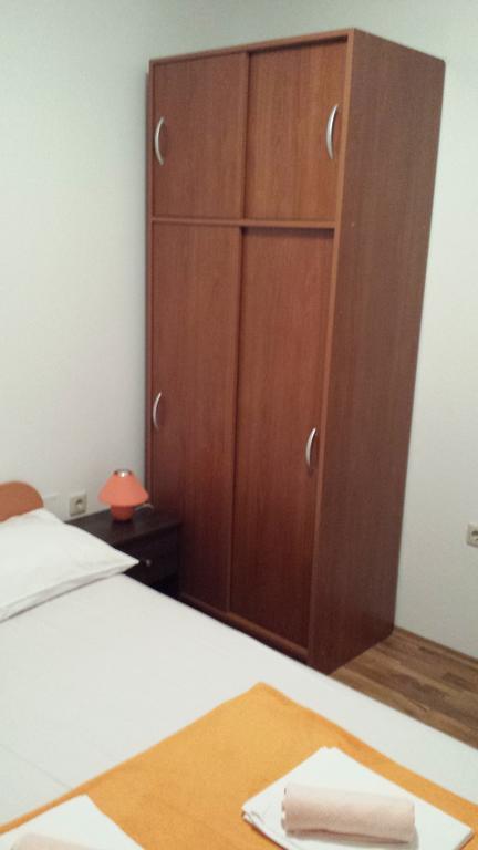 ביוגראד נה מורו Apartments Nana מראה חיצוני תמונה