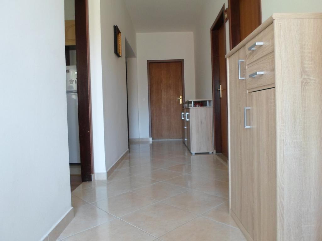 ביוגראד נה מורו Apartments Nana מראה חיצוני תמונה