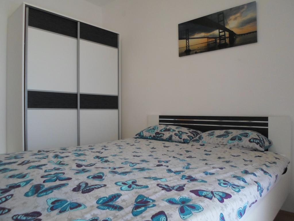 ביוגראד נה מורו Apartments Nana מראה חיצוני תמונה